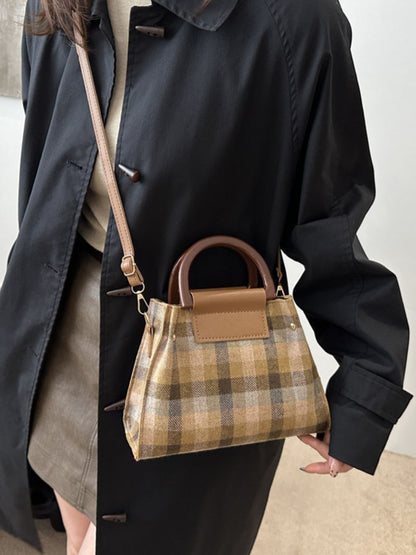 Contrast Plaid Trapezoid Crossbody Bag