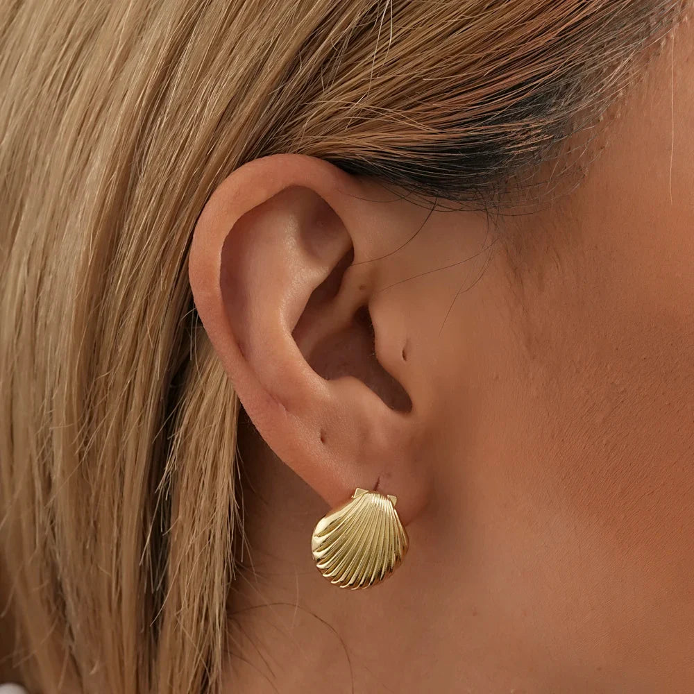 STL's Vintage Shell Earrings, Style - 1