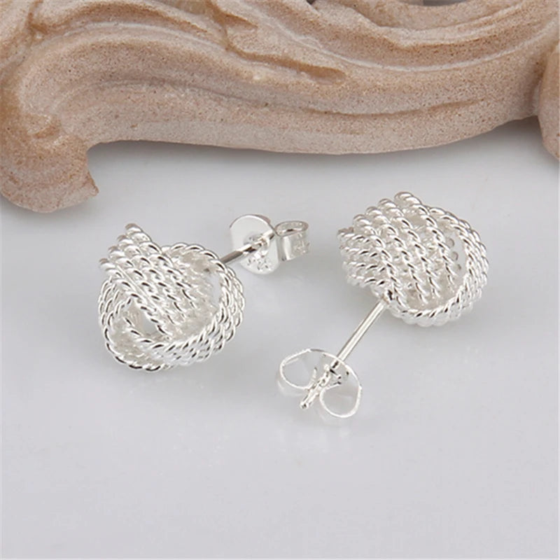 Soft Winding Stud Earrings