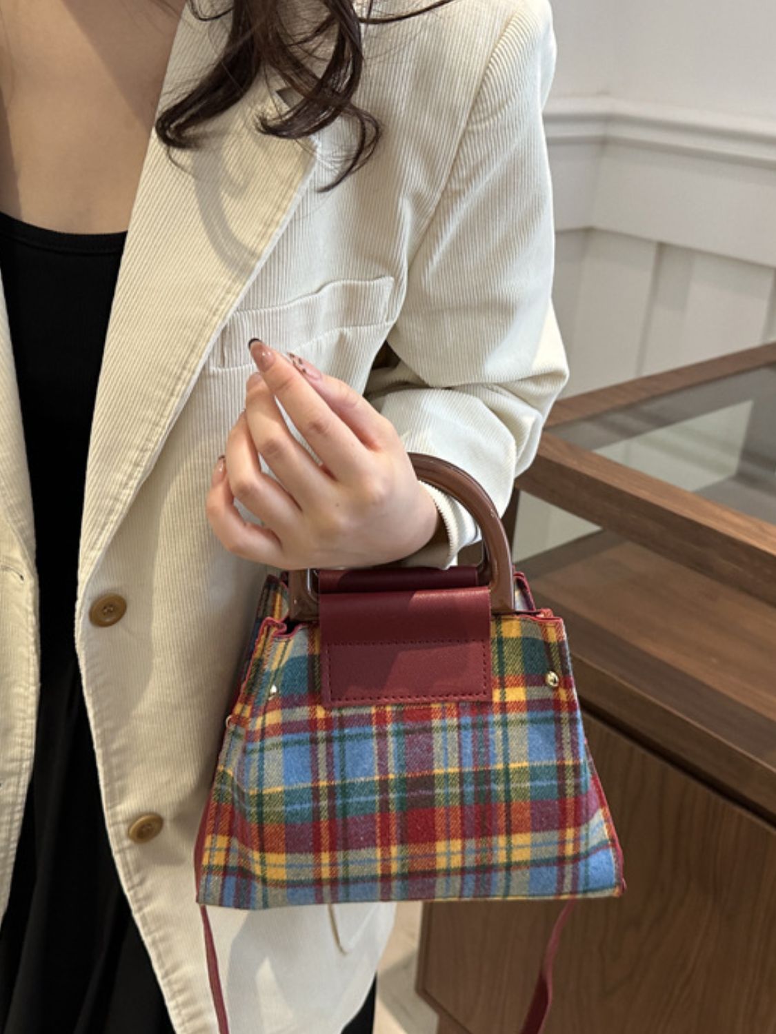 Contrast Plaid Trapezoid Crossbody Bag