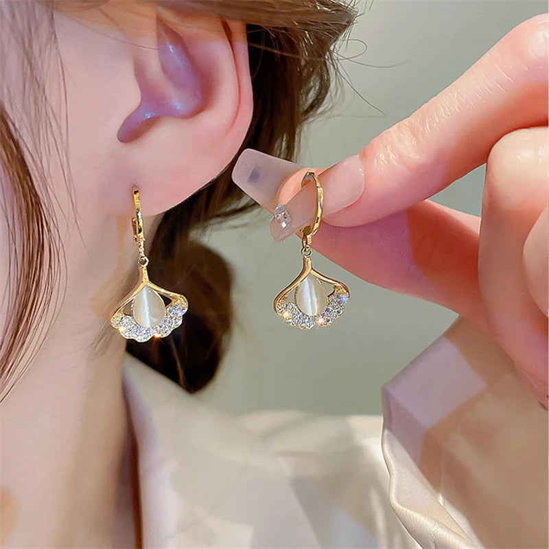 STL's Elegant Drop Earrings