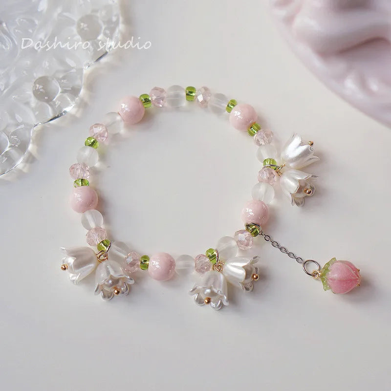 Sweet Vintage Pearl Lily Tulip Flower Bracelet